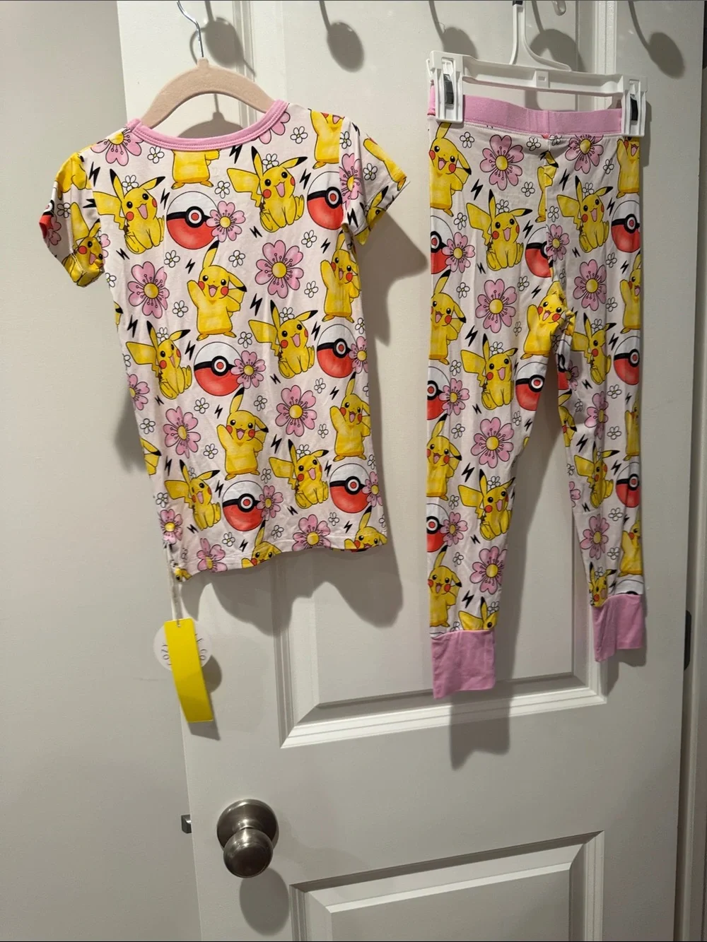 Girls bamboo pokemon Pikachu Floral Short Sleeve Pajama Set - size 4T NWT
